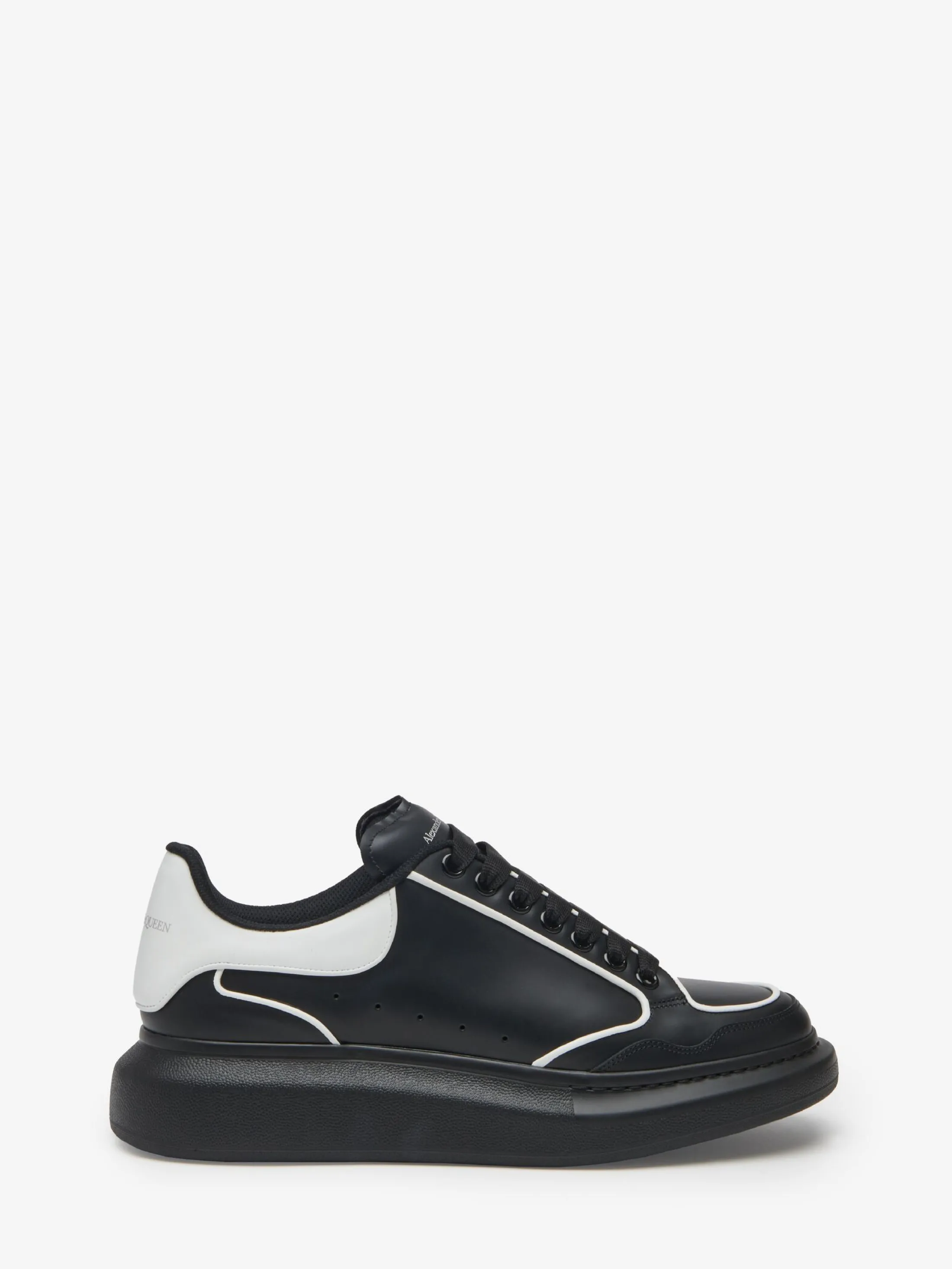 Cheap Alexander McQueen Men's Oversized Sneaker in Black/White