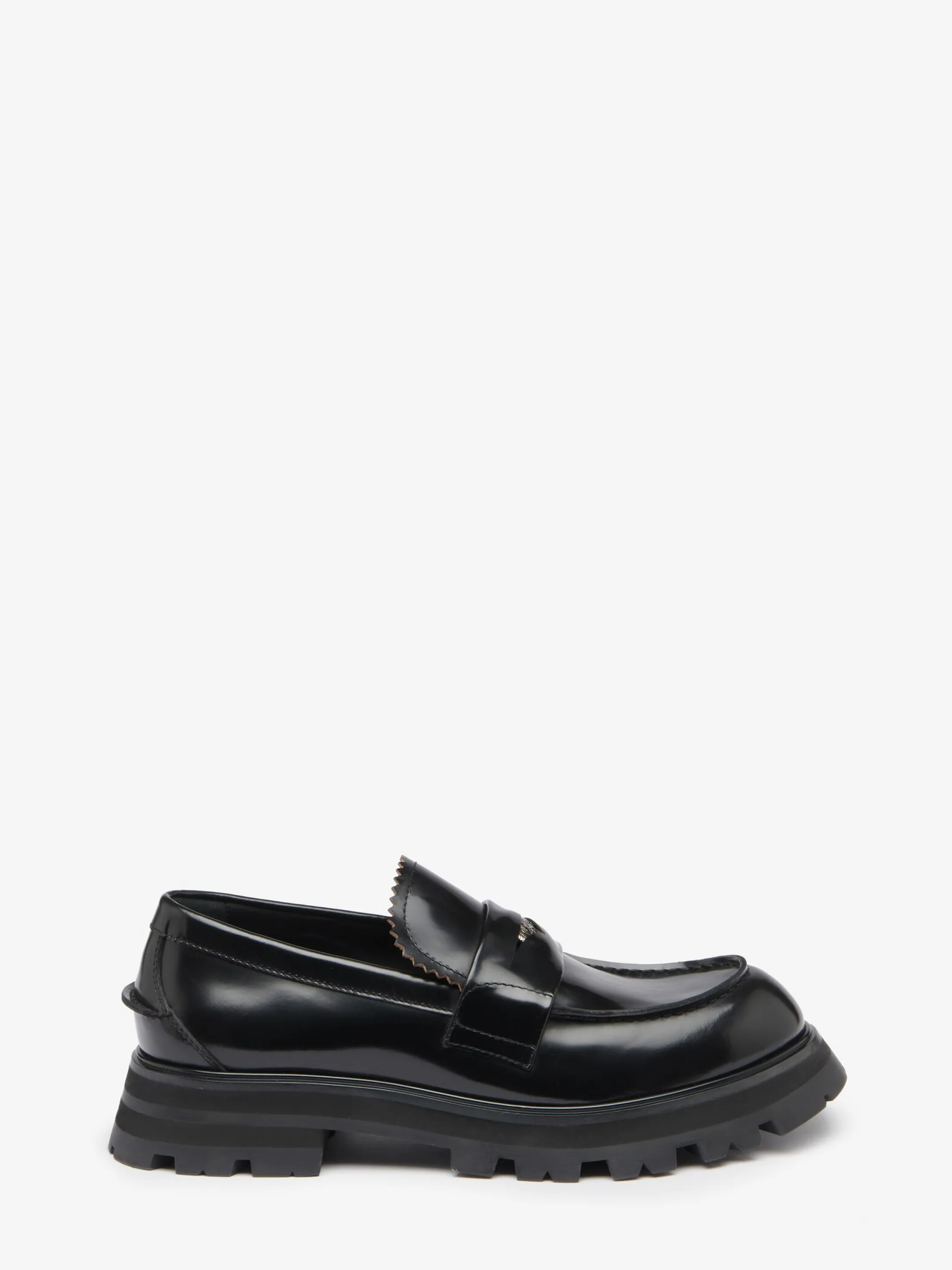 New Alexander McQueen Men's Seal Logo Loafer in Black/Silver