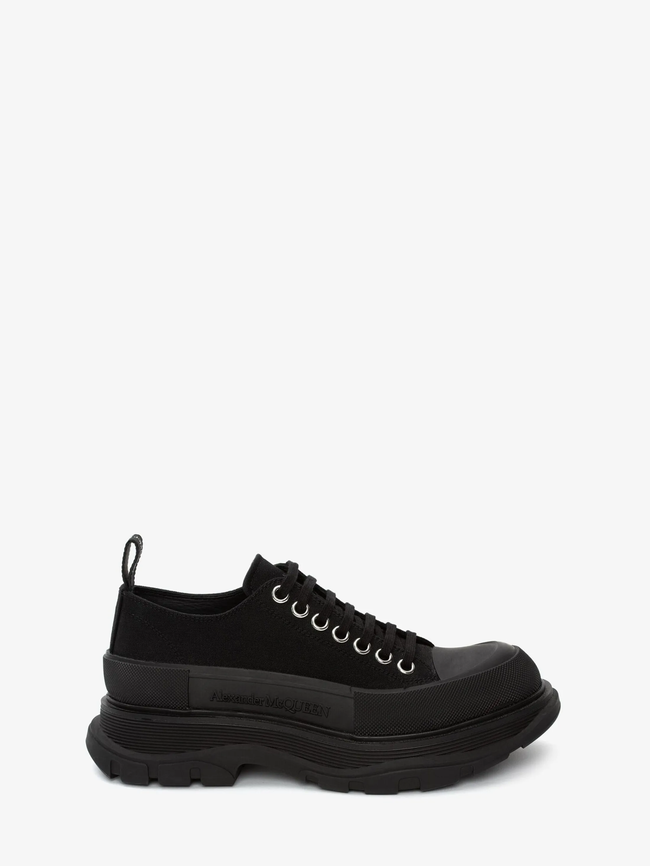 Outlet Alexander McQueen Men's Tread Slick Lace Up in Black