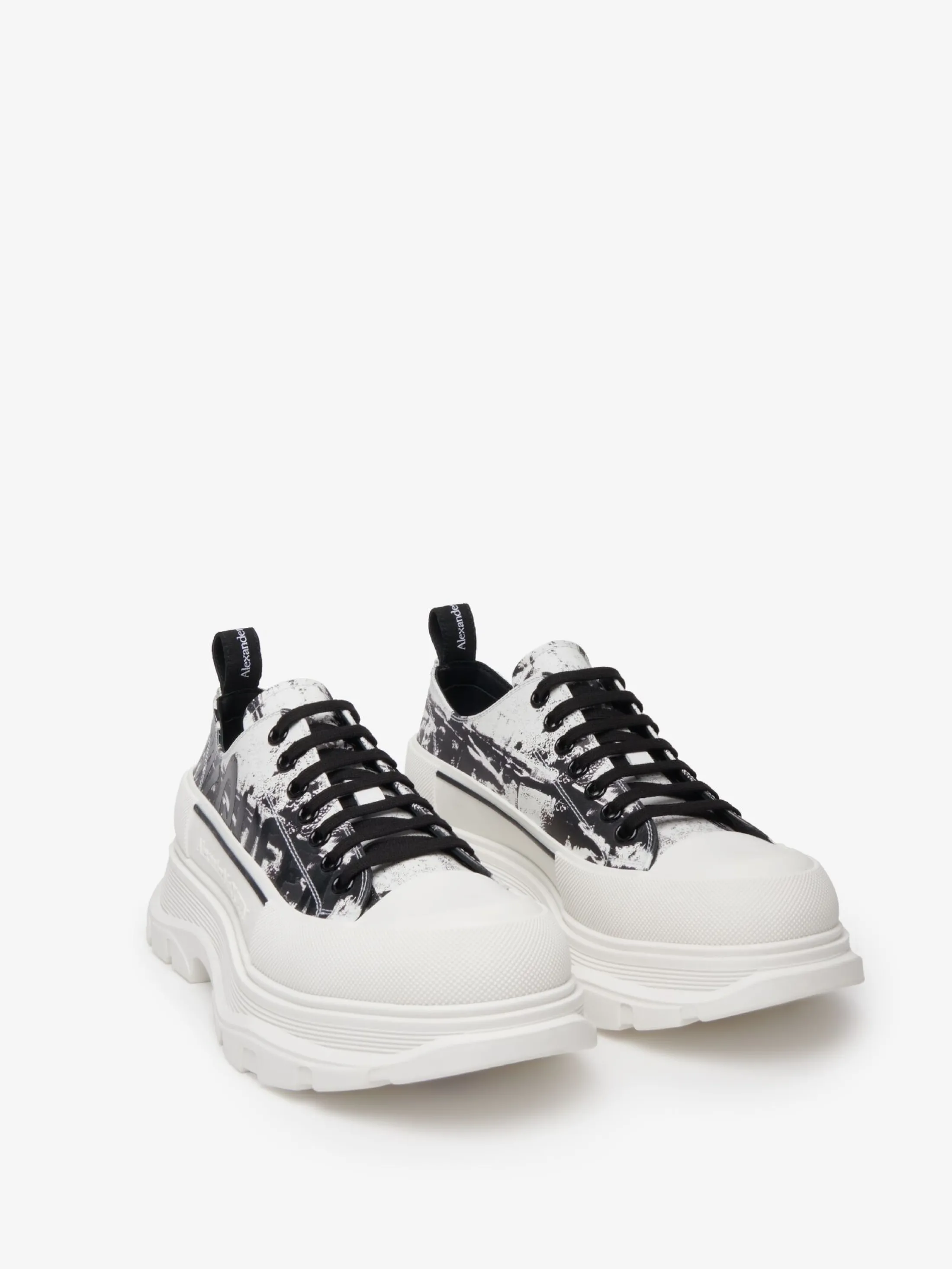 Discount Alexander McQueen Men's Tread Slick Lace Up in Black/White