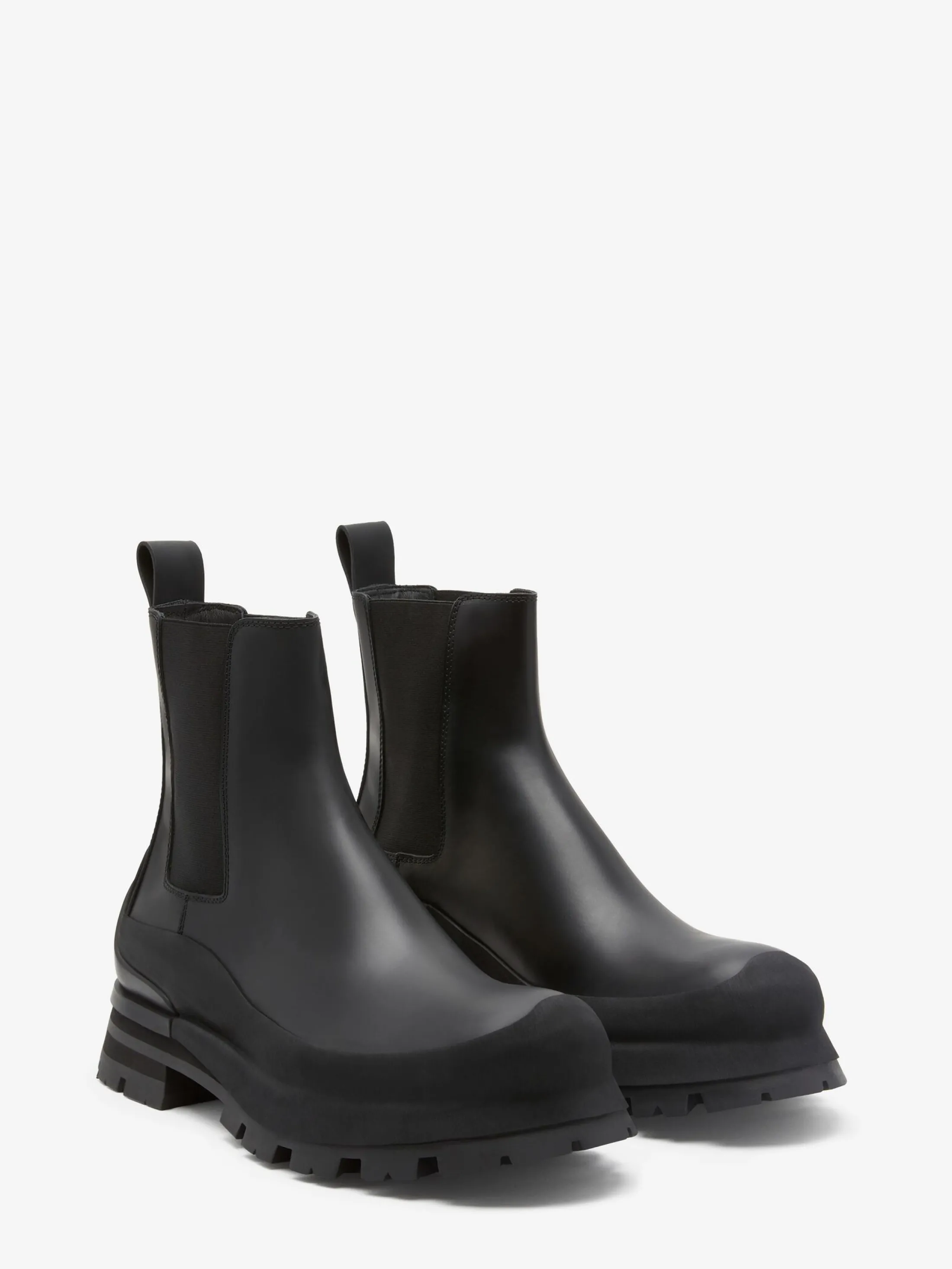 Best Sale Alexander McQueen Men's Wander Chelsea Boot in Black