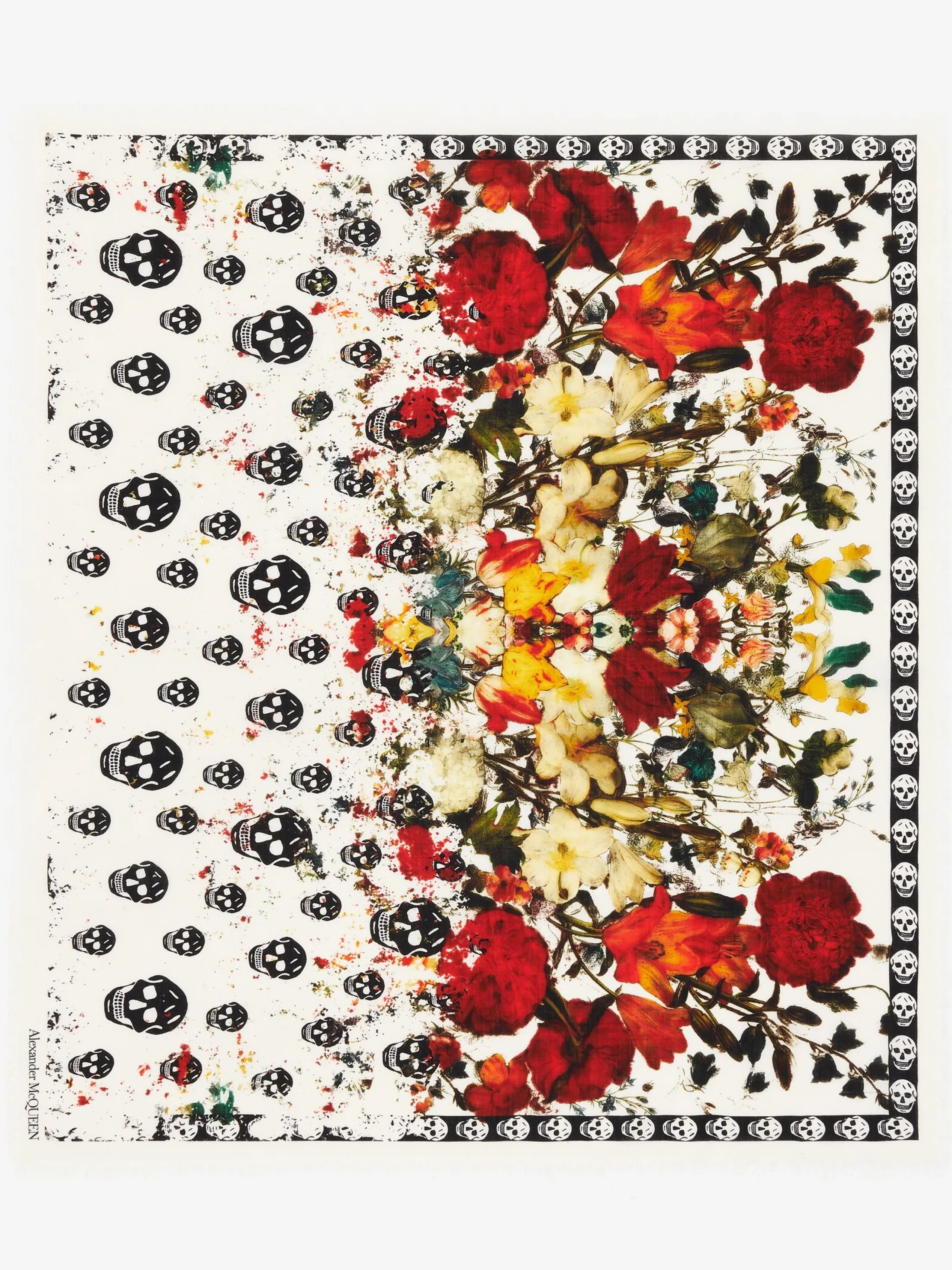 Store Alexander McQueen Women's Floral Classic Skull Foulard in Ivory/Red