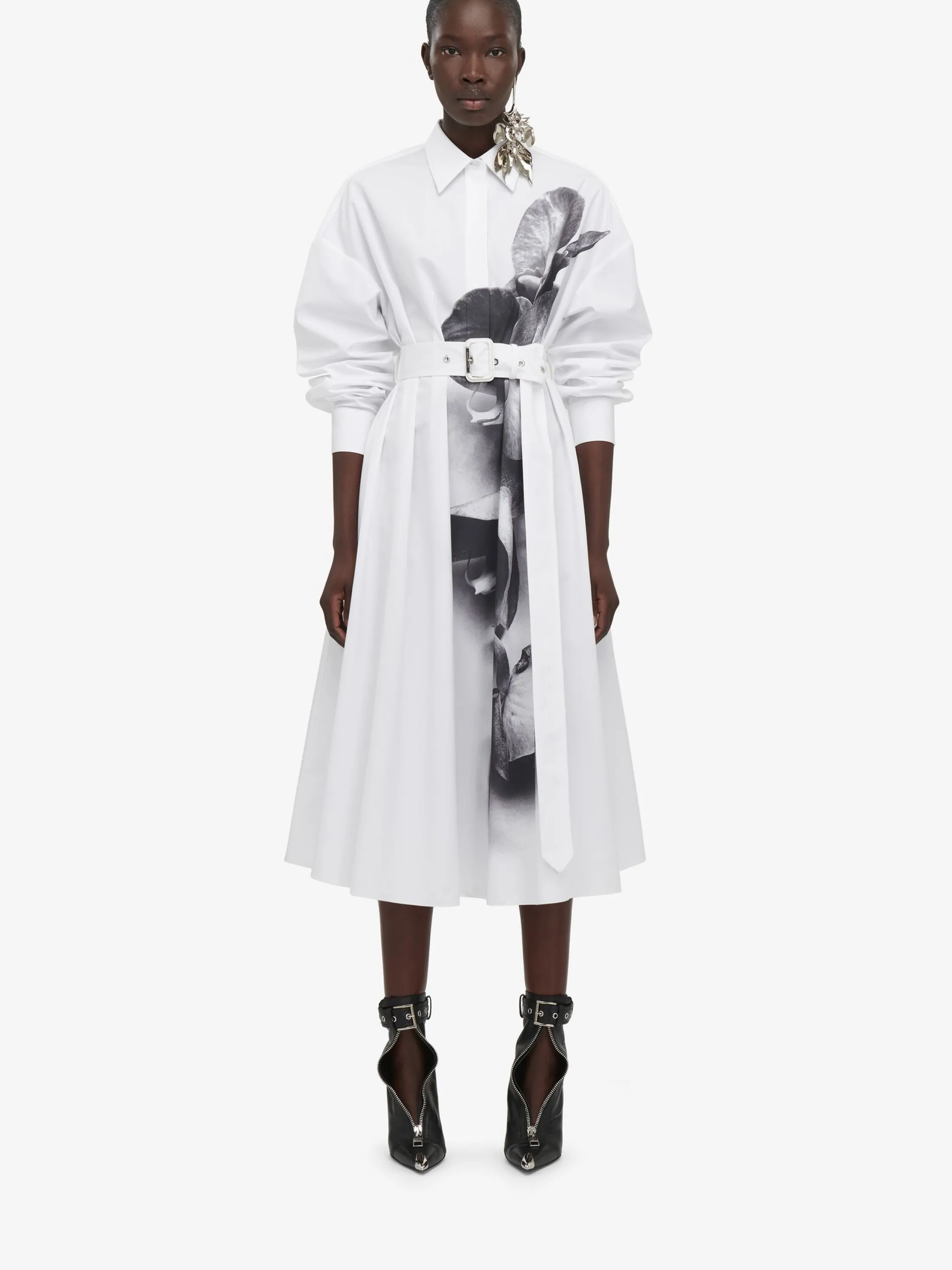 New Alexander McQueen Women's Orchid Shirt Dress in White/Black