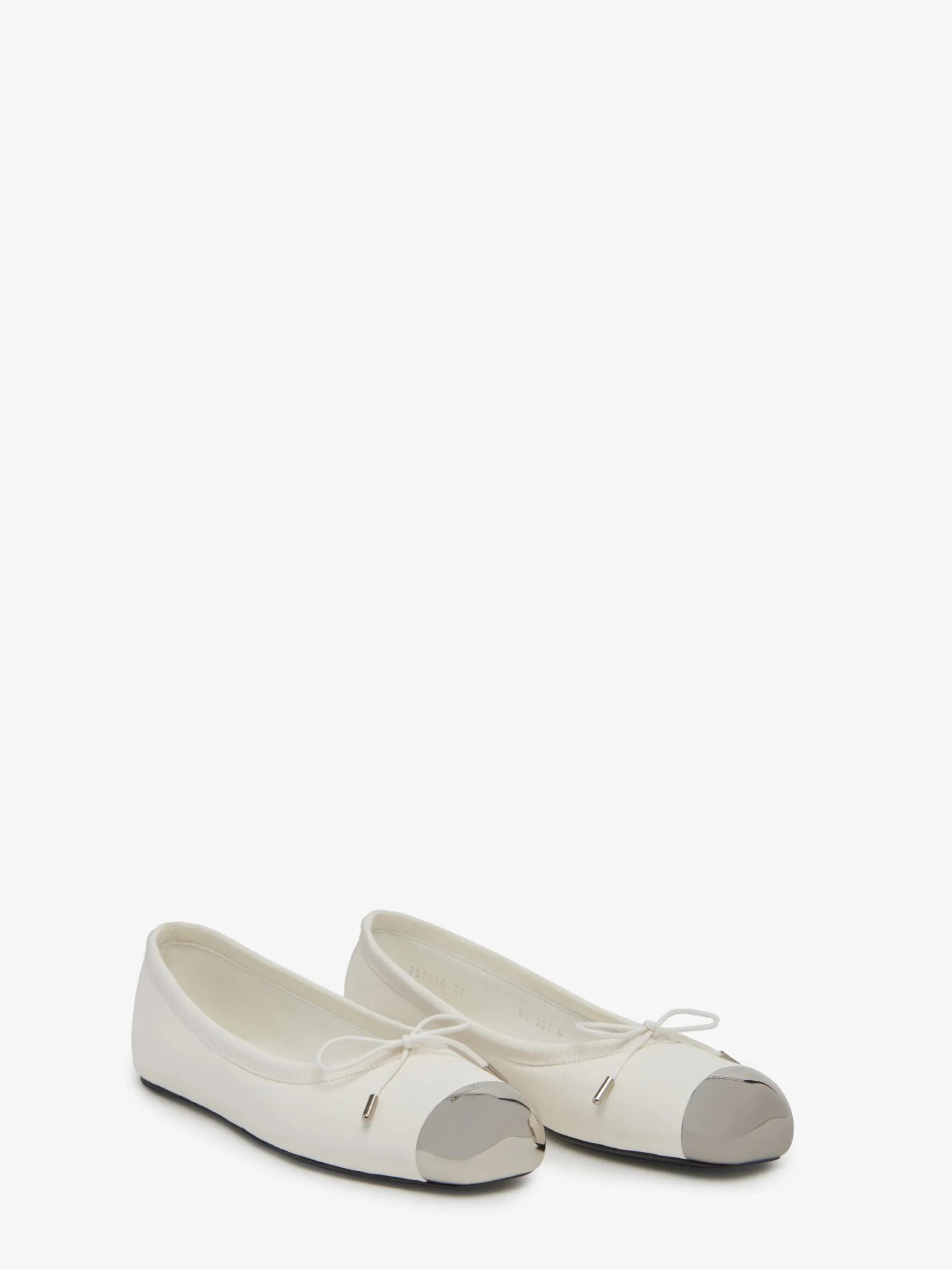 Hot Alexander McQueen Women's Punk Ballet Flat in Ivory