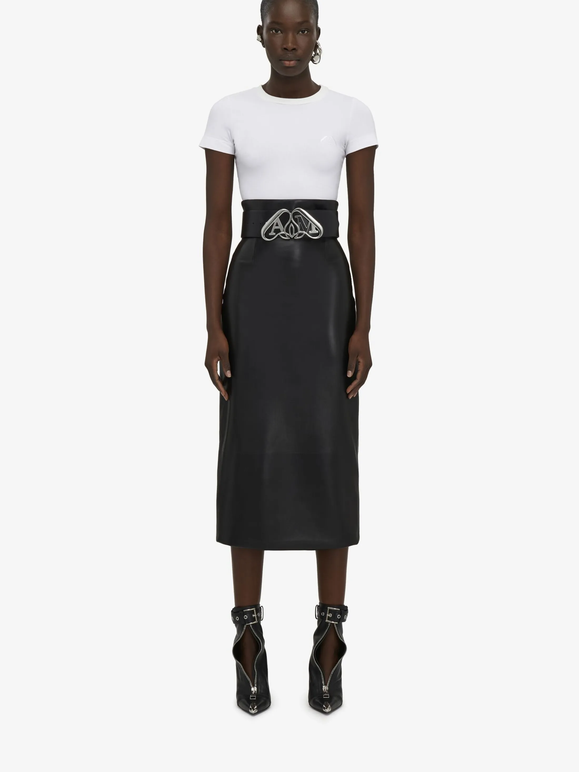 Store Alexander McQueen Women's Seal Logo Fitted T-shirt in Optic White