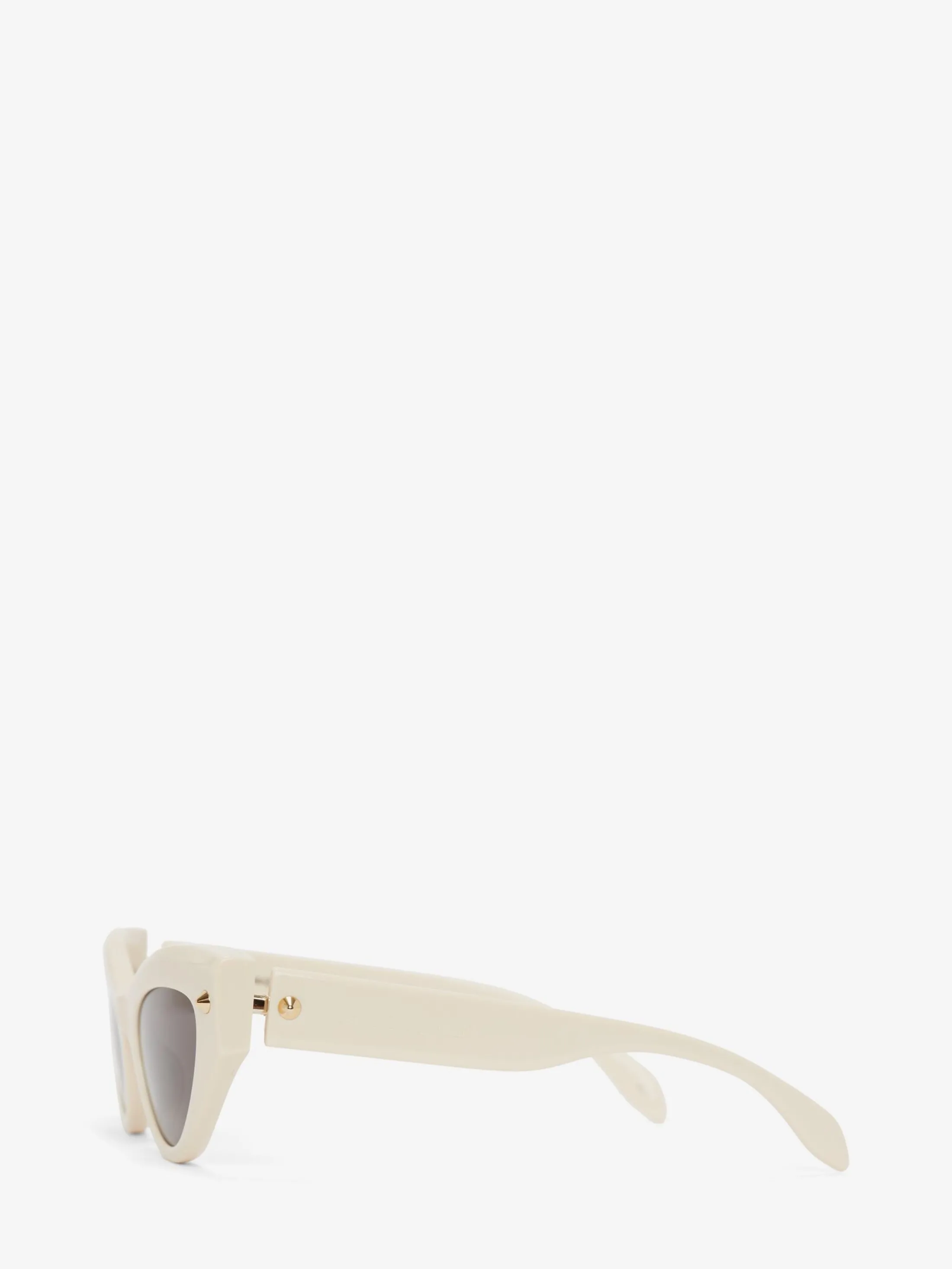 Sale Alexander McQueen Women's Spike Studs Cat-eye Sunglasses in Ivory